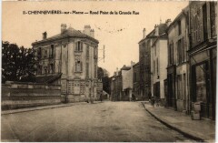 Chennevieres Rond Point de la Grande Rue