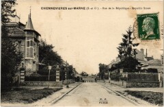 Chennevieres Rue de la Republique