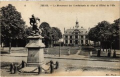 Thiais Monument des Combattants à Thiais