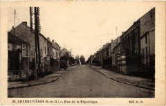 Chennevieres Rue de la Republique