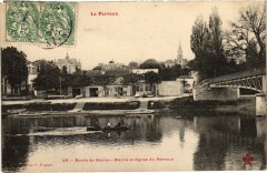 Le Perreux Mairie et Eglise