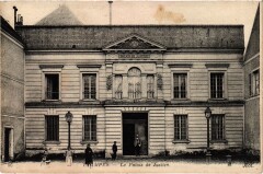 Etampes Le Palais de Justice France