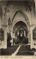 Angers Interieur de la Cathédrale à Angers