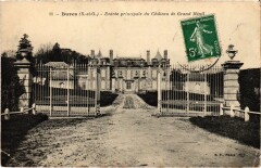 Bures Entree principale du Chateau France