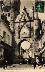 Auxerre horloge à Auxerre