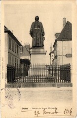 Sens Statue du baron Thénard -
													89 Yonne
												