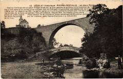 Pierre-Perthuis à Pierre-Perthuis