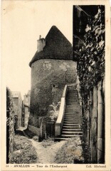 Avallon Tour de l'Escharguet à Avallon