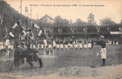 Vernon - Concours De Gymnastique 1909 - La Pyramide Humaine à Vernon