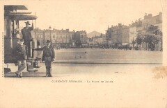Clermont Ferrand - La Place De Jaude - Tramway à Clermont-Ferrand