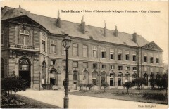 Saint-Denis Maison d'Education de La Legion d'Honneur France à Saint-Denis