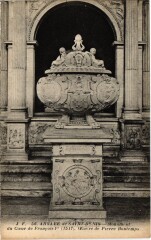 Saint-Denis Monument du Coeur de Francois Ier France -
																					93210 Saint-Denis
																			