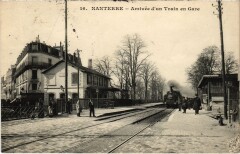 Nanterre Arrivee d'un Train en Gare France à Nanterre