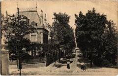 La Garenne Allee du Moulin Joly France