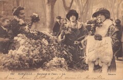 Marseille / Marchande De Fleurs à Marseille