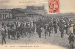 Rouen - Les Douaniers Se Rendant A La Revue -
																					76100 Rouen
																			