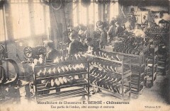 Chateauroux / Manufacture De Chaussures / E.bergie / Une Partie De L'Atel -
													36 Indre
												