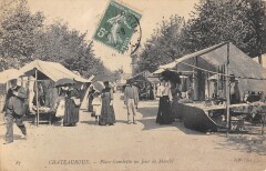 Chateauroux - Place Gambetta Un Jour De Marche -
													36 Indre
												