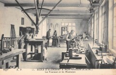 Ecole D'Alembert A Montevrain - Les Tourneurs Et Les Mouluriers