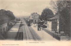 Fontainebleau - La Gare à Fontainebleau