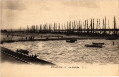 Etaples La Flotille -
													62 Pas de Calais
												