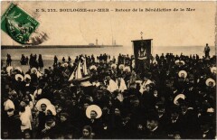 Boulogne-sur-Mer Retour de la Bénédiction de la Mer à Boulogne-sur-Mer