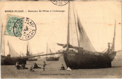 Berck-Plage Bateaux de Peche a l'echouage à Berck
