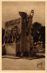 Dijon Monument aux Morts à Dijon