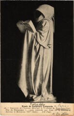 Musee de Dijon Statuette de Pleurant à Dijon