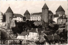 Semur Le Donjon et le Pont