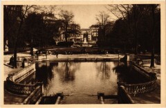 Dijon Chateau d'Eau et Place d'Arcy à Dijon