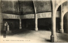 Dijon Cuisines du Palais des Ducs à Dijon