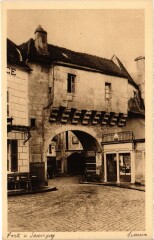 Semur Porte Sauvigny