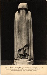 Musee de Dijon Statuette de Pleurant à Dijon