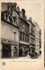 Dijon Maison des Cariatides à Dijon