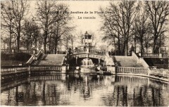 Dijon Jardins de la Place Darcy La cascade à Dijon