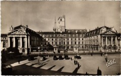 Dijon Place d'Armes à Dijon