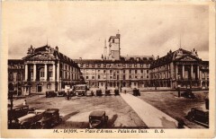 Dijon Place d'Armes à Dijon