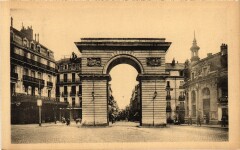 Dijon Porte Guillaume Rue de la Liberte à Dijon