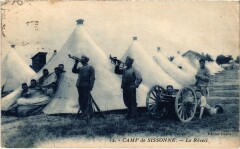 Camp de Sissonne Le Réveil à Sissonne