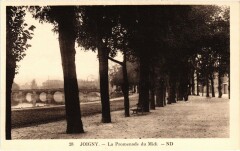 Joigny La Promenade du Midi à Joigny