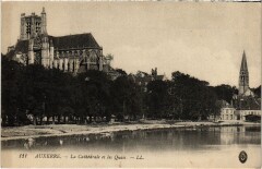 Auxerre la Cathédrale à Auxerre