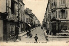 Sens rue de la République -
													89 Yonne
												