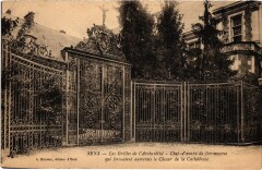 Sens Archeveché Les Grilles