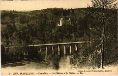 Chateau de Chastellux et le viaduc