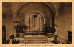Abbaye de Pontigny Passage à Pontigny