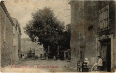 Salces Place de l'Eglise