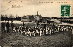 Chateau de Chantilly Sortie de la Meute Hunting à Antilly