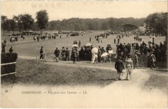 Compiegne vue prise aux Courses