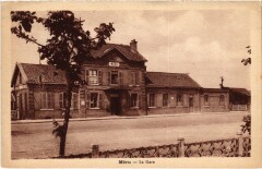 Méru La Gare railway à Méru
